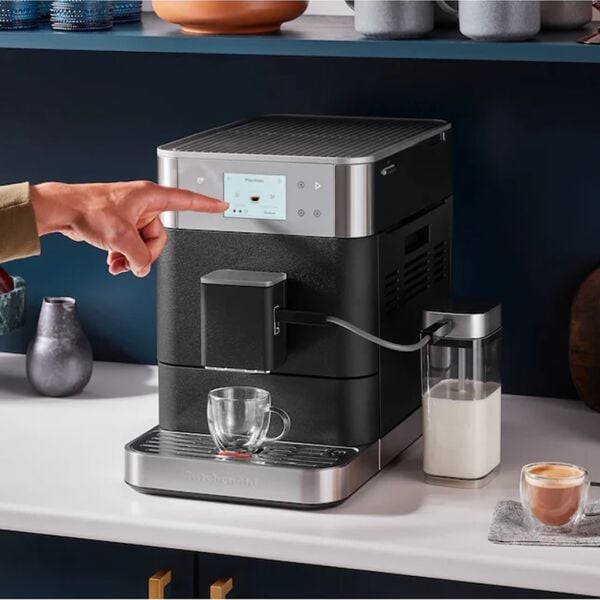 KitchenAid KF7 5KES8557EBK Tam Otomatik Espresso Makinesi – Cast İron Black