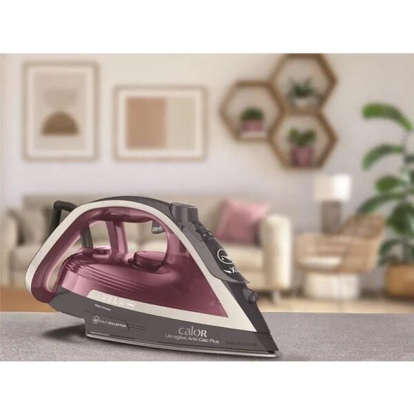 Tefal FV6840 Ultragliss Plus 2800 W Buharlı Ütü