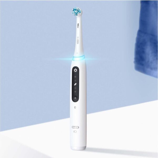 Oral-B iO™ 5 Serisi Yapay Zeka Şarjlı Diş Fırçası - Beyaz