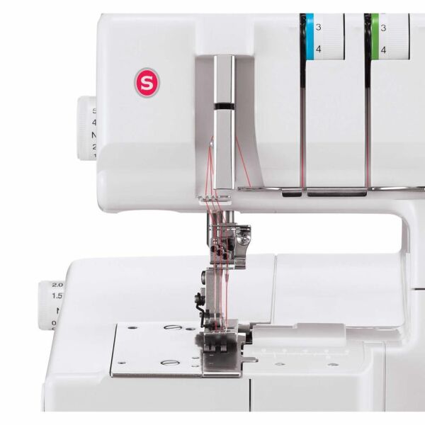 Singer 14 T 970C 4 İplik 4 Değişik Dikiş Reçme Makinesi