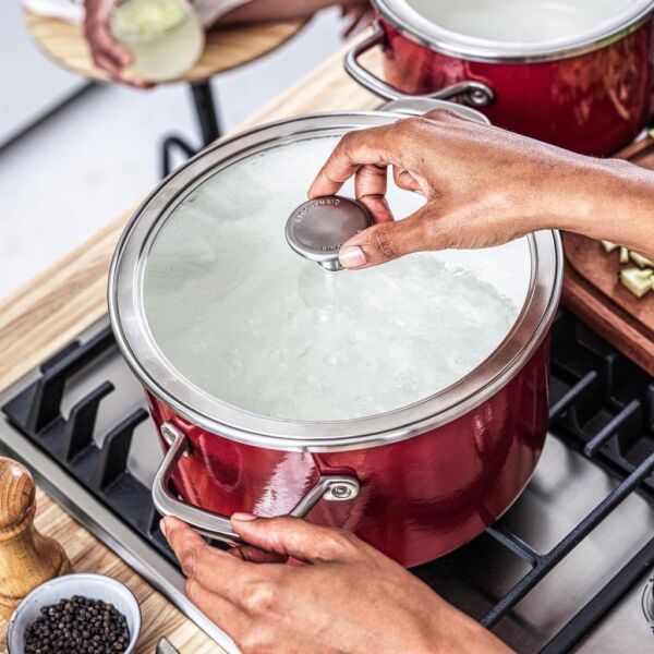 KitchenAid Artisan CC003267-001 Çelik Tencere Empire Red - 20 Cm.