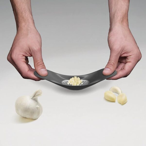 Joseph Joseph 20107 Rocker Sarımsak Ezici - Gri