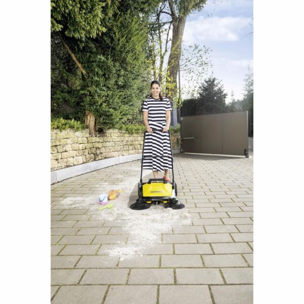 Karcher S 4 Twin 20 Litre Mekanik Dış Alan Süpürücü