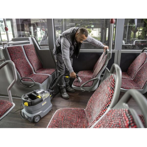 Karcher Puzzi 8/1 Halı ve Koltuk Yıkama Makinesi