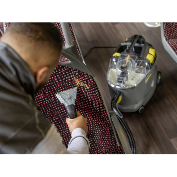 Karcher Puzzi 8/1 Halı ve Koltuk Yıkama Makinesi