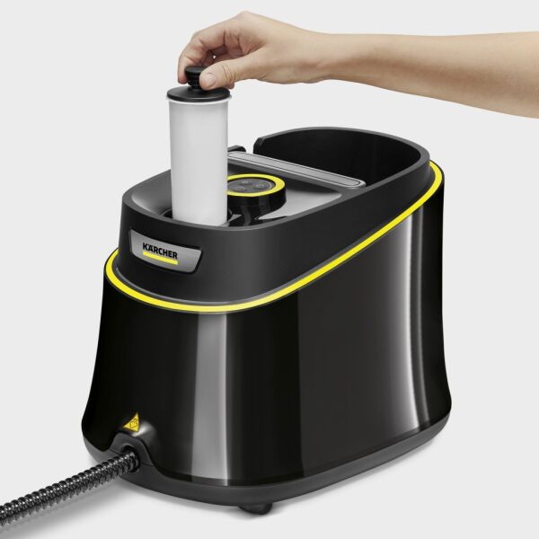 Karcher SC 3 Deluxe Anniversary Edition 3.5 Bar 1900 W Buharlı Temizlik Makinesi - Siyah