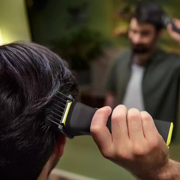 Philips MG7930/15 All-in-One Trimmer 14'ü 1 Arada Erkek Bakım Seti