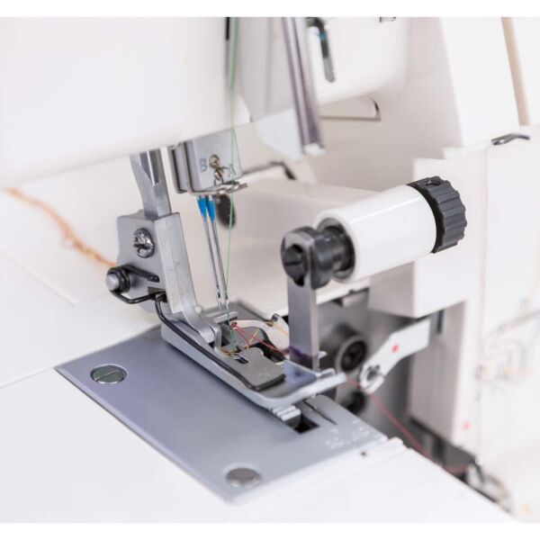 Singer 14 SH 654 4 İplik Overlok Makinesi