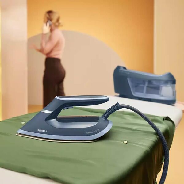 Philips PSG6042/20 PerfectCare 6000 Series 2400W 8 Bar Buhar Kazanlı Ütü