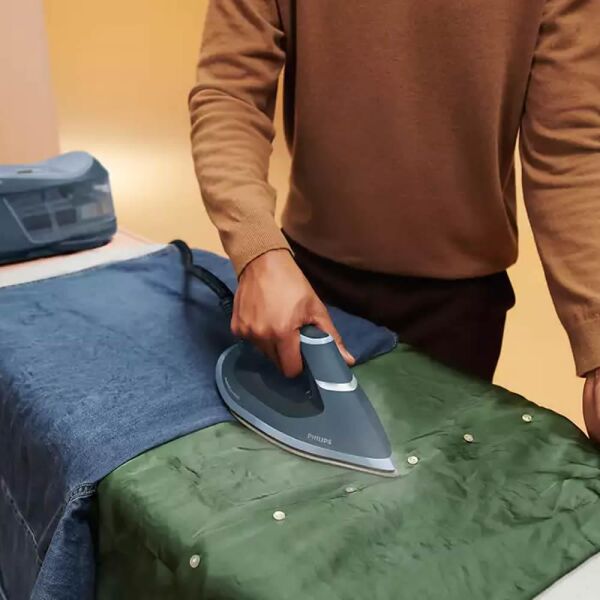 Philips PSG6042/20 PerfectCare 6000 Series 2400W 8 Bar Buhar Kazanlı Ütü