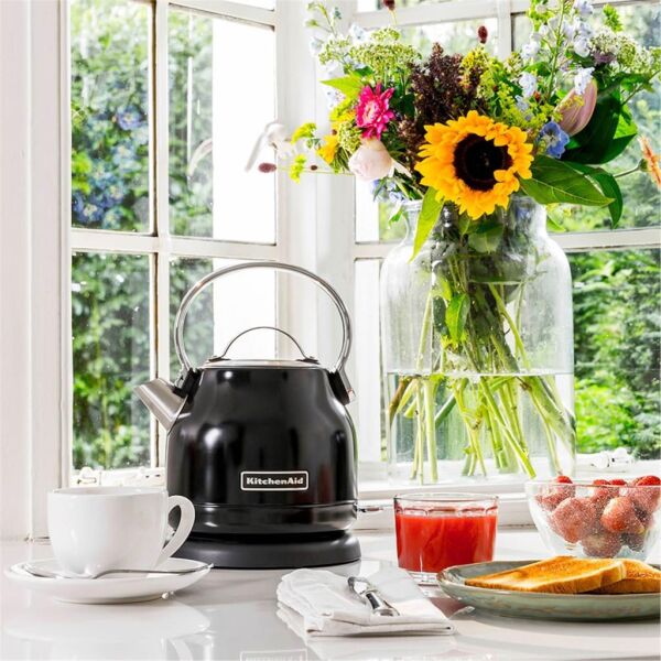 KitchenAid 5KEK1222EOB Onyx Black 1.25 Litre 2200W Kettle