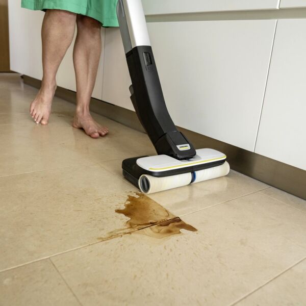 Karcher FC 4-4 Kablosuz Şarjlı Zemin Temizleme Makinesi - 10564000