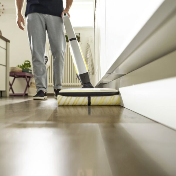 Karcher FC 7 Cordless Kablosuz Şarjlı Zemin Temizleme Makinesi - 10557010