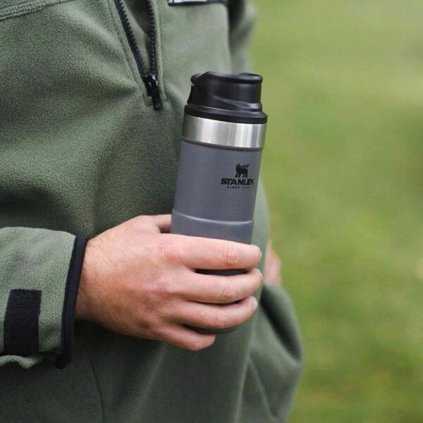 Stanley 10-09848-052 Klasik Trigger Action 0,35 Litre Çelik Termos Bardak - Füme