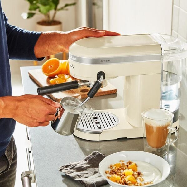 KitchenAid Artisan Proline 5KES6503EAC Espresso Makinesi - Almond Cream