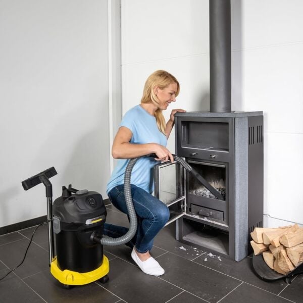Karcher AD 4 Premium 1000W 17 Litre Çok Amaçlı Zemin ve Kül Süpürgesi - 16297310