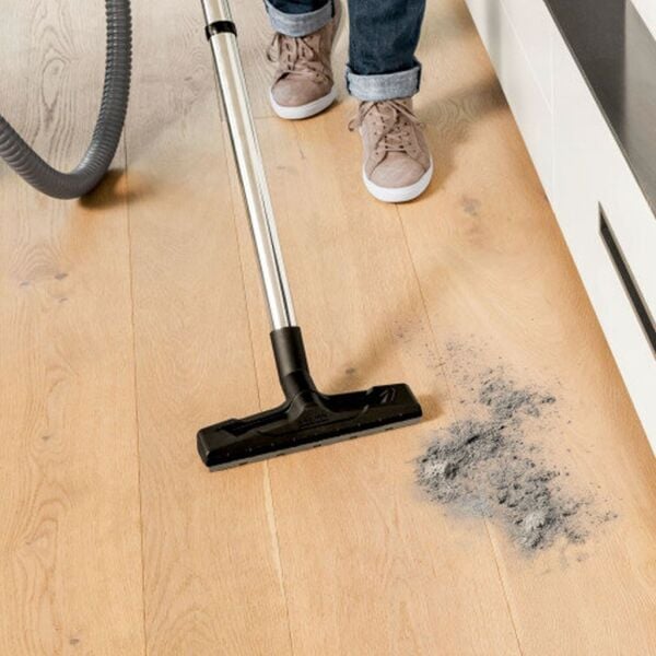 Karcher AD 4 Premium 1000W 17 Litre Çok Amaçlı Zemin ve Kül Süpürgesi - 16297310