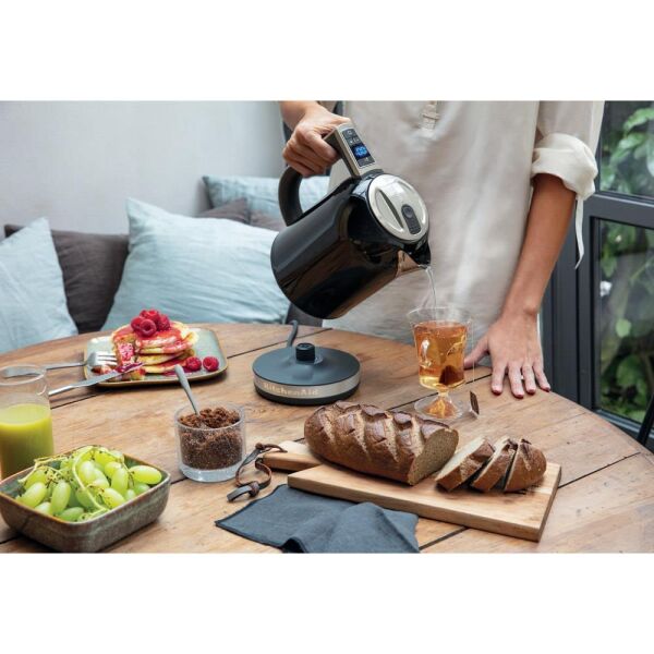 KitchenAid 5KEK1722EOB Onyx Black 1.7 Litre Kettle