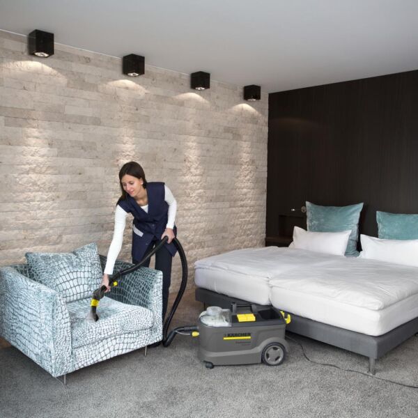 Karcher Puzzi 10/1 Edition Halı ve Koltuk Yıkama Makinesi - Gri