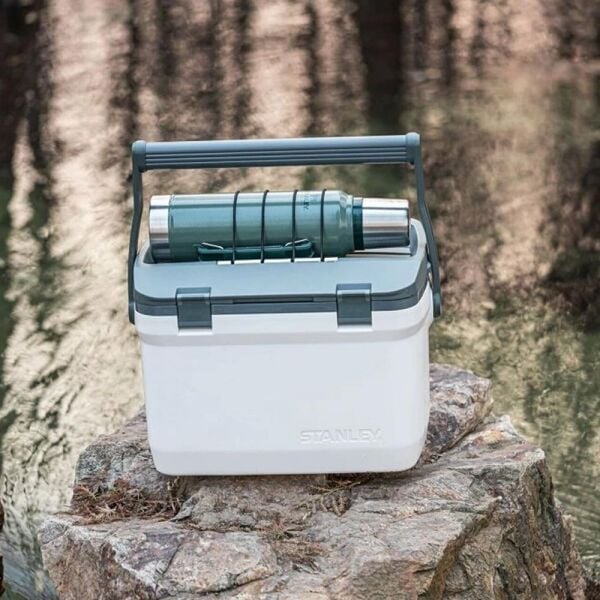 Stanley 10-01623-123 Adventure 15 Litre Taşınabilir Soğutucu Kamp Buzluğu - Beyaz