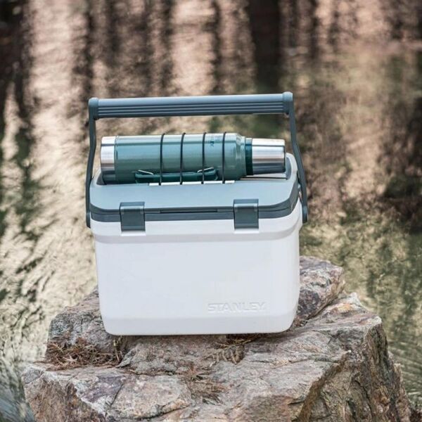 Stanley 10-01622-086 Adventure 6.6 Litre Taşınabilir Soğutucu Kamp Buzluğu - Beyaz