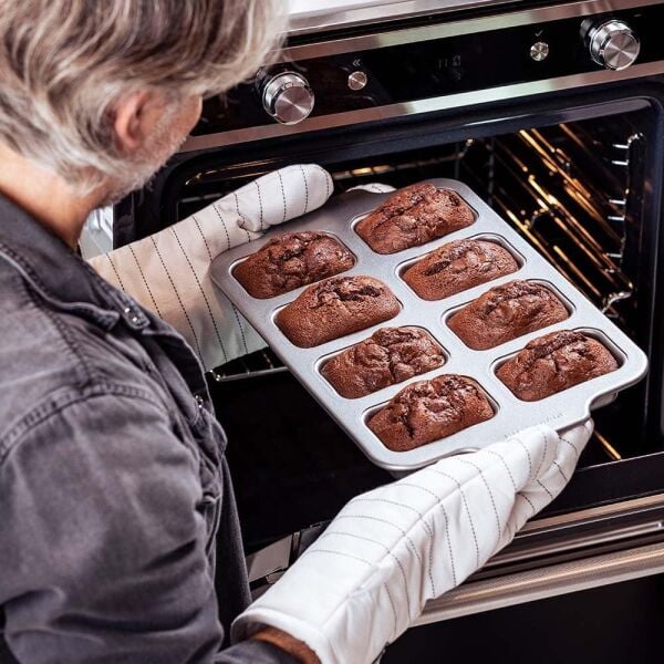 KitchenAid CC006068-001 8´li Mini Dikdörtgen Kek Kalıbı