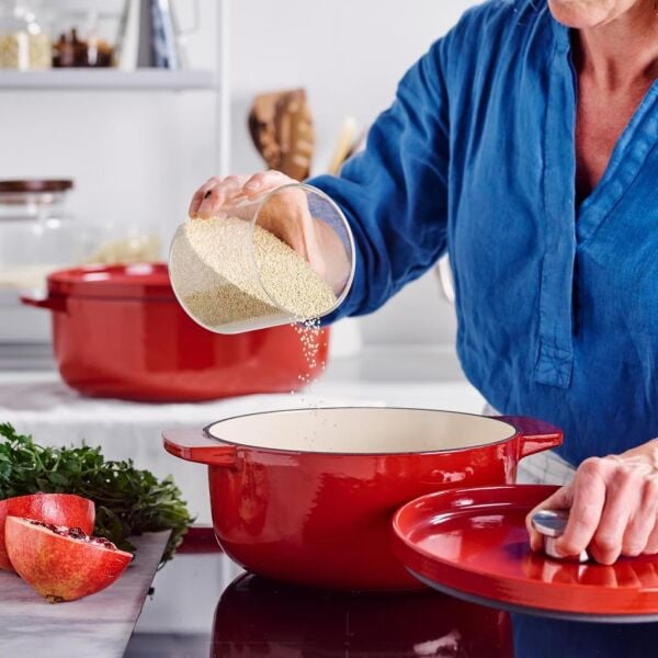 KitchenAid CC006060-001 5.2 Litre 26 cm. Döküm Demir Tencere - Kırmızı