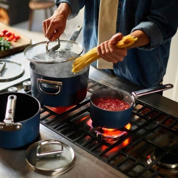 Joseph Joseph 45039 Space 23 cm Kapaklı Sos Tenceresi