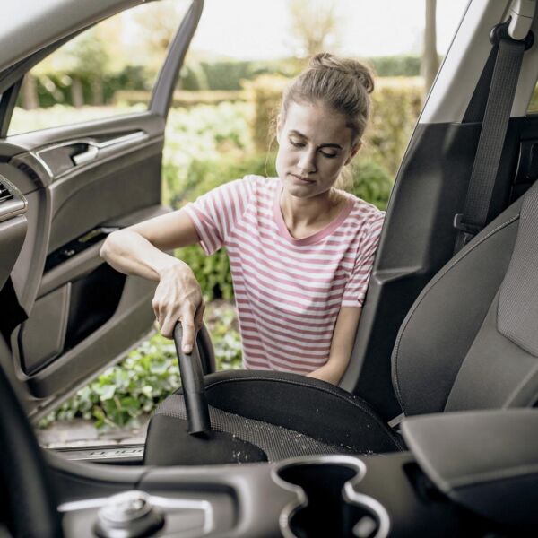 Karcher KWD 3 V-17/4/20 1000 W 17 lt. Islak & Kuru Elektrikli Süpürge