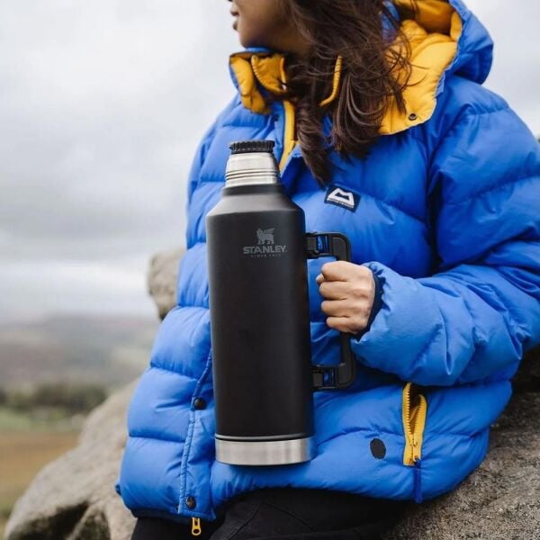 Stanley 10-07935-045 Klasik Vakumlu 2.3 Litre Çelik Termos - Siyah