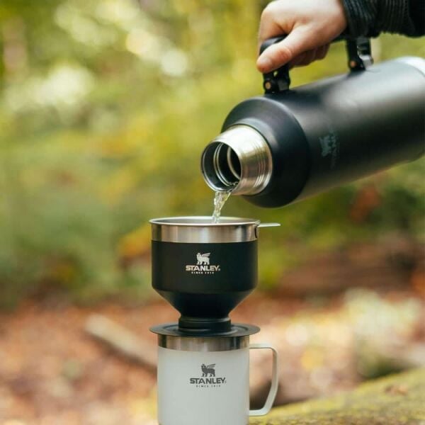 Stanley 10-07935-045 Klasik Vakumlu 2.3 Litre Çelik Termos - Siyah