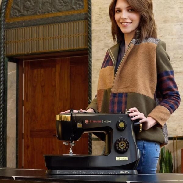 Singer HD500 Classic Gold Dikiş Makinesi - Siyah