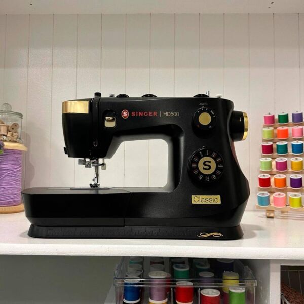 Singer HD500 Classic Gold Dikiş Makinesi - Siyah